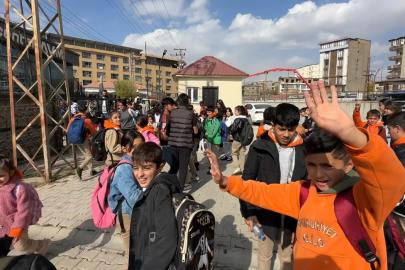 Yüksekova’da 30 bin öğrenci için 9 günlük "ara maraton" başladı