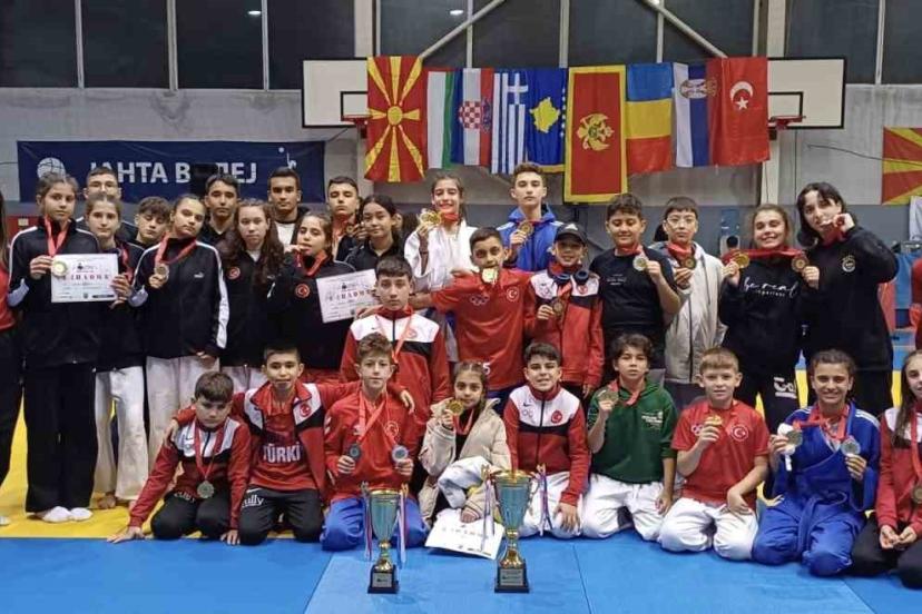 Yunusemre’nin judocuları Makedonya’dan zaferle döndü