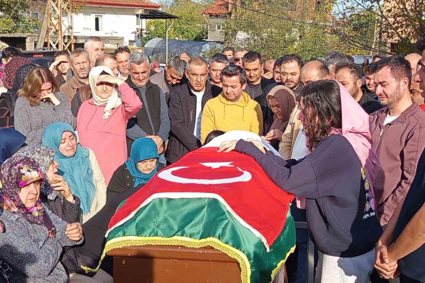 Zonguldak’ta kahvehane baskınında hayatını kaybeden 2 kişi toprağa verildi