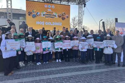 "10. Geleneksel Beykoz Bal Festivali" vatandaşları lezzet ve doğallıkla buluşturdu