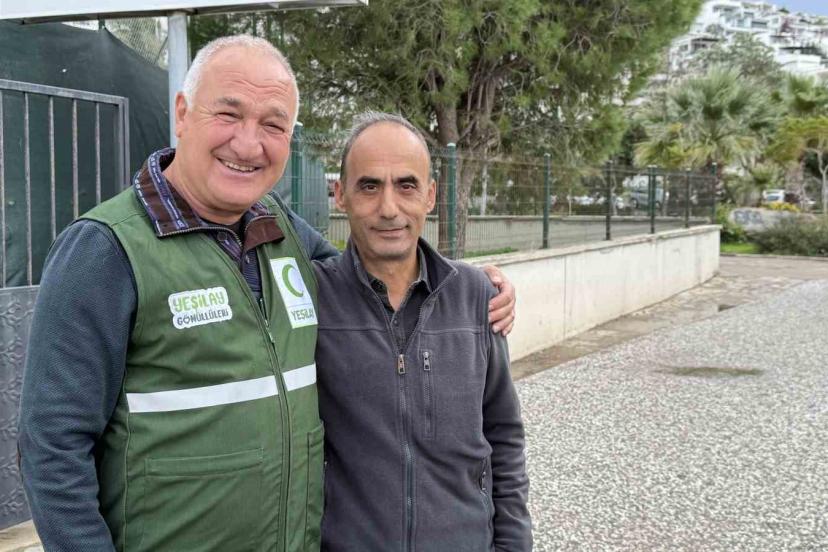 62 yaşında, 25 saatte 102 kilometre yürüdü