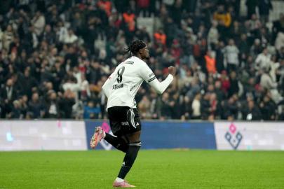 Abraham ligde 6. golünü attı