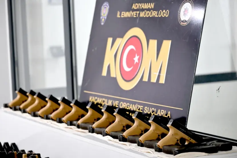 Adıyaman'da bin adet ateşe hazır tabanca ele geçirildi