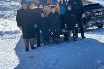Ağrı’da sağlık ekipleri, kar ve tipiye rağmen hastalara ulaştı