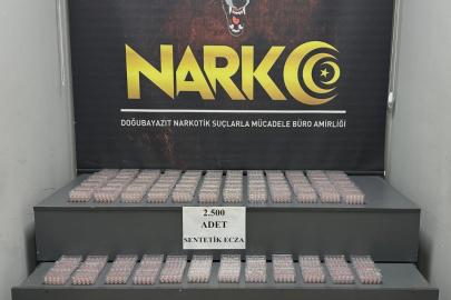 Ağrı’da tırda yüklü miktarda sentetik ecza yakalandı