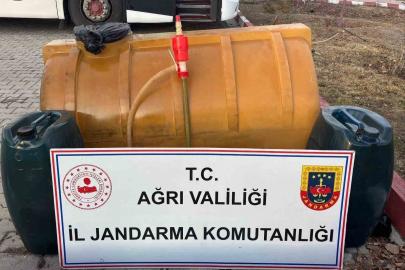 Ağrı’da yolcu otobüsünde 245 litre kaçak akaryakıt ele geçirildi