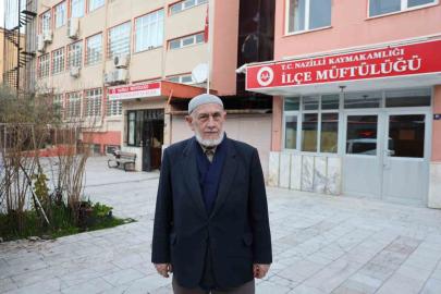 Ahmet Dede’nin Nazilli Koca Cami avlusuna sığan 63 yıllık ömrü