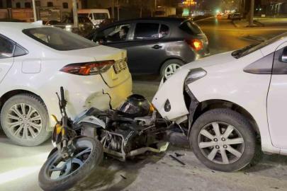 Aksaray’da 4 araçlı zincirleme kaza: 1 yaralı