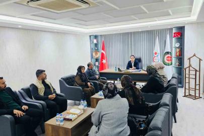 Aküzüm, kadın çalışanları ağırladı