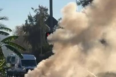 Alanya’da seyir halindeki otomobil alev aldı