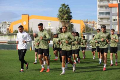 Alanyaspor, Çorum FK maçı hazırlıklarını tamamladı