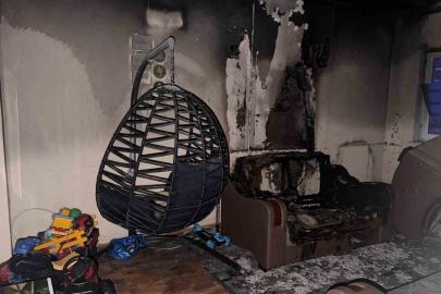 Alaplı’da bir evde çıkan yangında oda zarar gördü