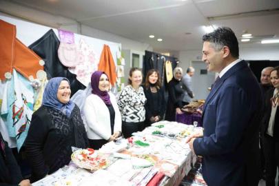 Aliağa Tüpraş Halk Eğitimi Merkezi’nden yeni yıl sergisi