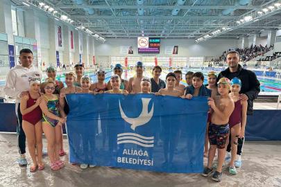 Aliağalı yüzücüler zirveye kulaç attı