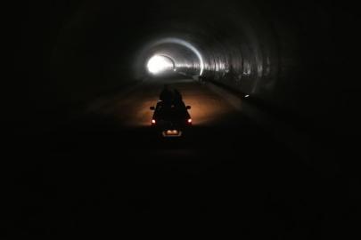 Amanos Dağları’nda 8.5 kilometre uzunluğu tünelde ışık göründü