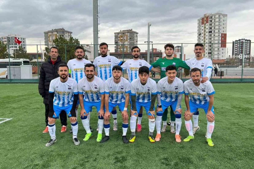 Amaratspor 3 puanı 7 golle aldı