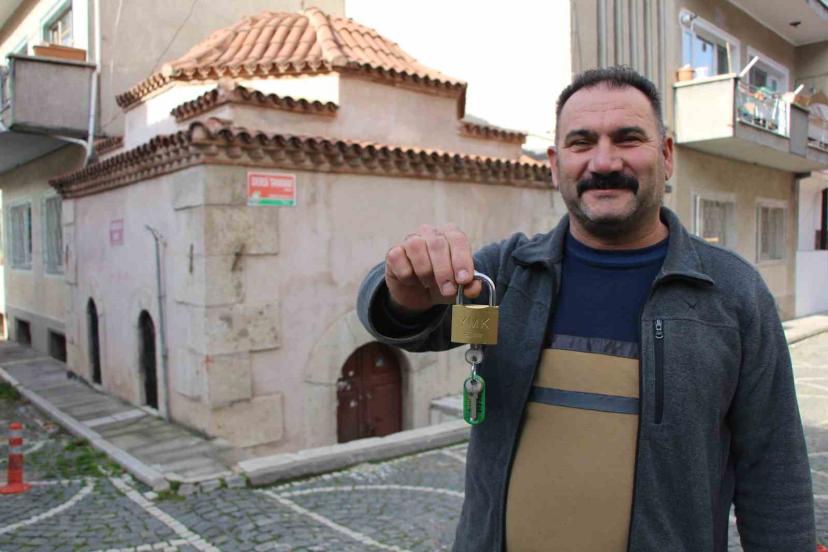 Amasya’da kapısına kilit vurulan 9 türbeden 5’i yeniden ziyarete açıldı