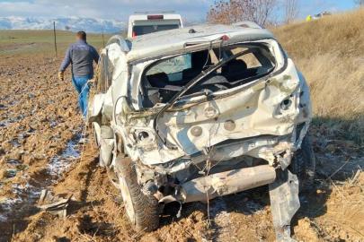 Amasya’da otomobil ile SUV araç çarpıştı: 8 yaralı
