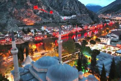 Amasya’nın dünya mirası Harşena Dağı ve Yalıboyu Evleri’ne yeni sistem ışıklandırma: "En güzelini yapacağız"