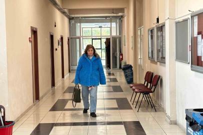 Annesi için bekledi, üniversite hayalini 53 yaşında gerçekleştirdi