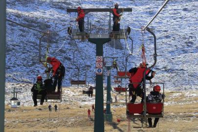 Antalya’da gerçeği aratmayan teleferik kurtarma tatbikatı