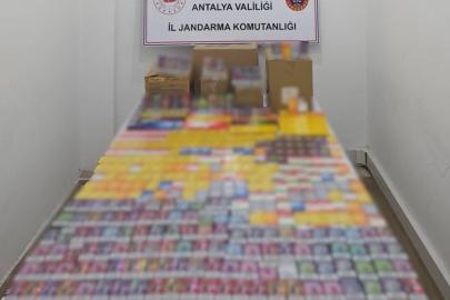 Antalya’da kaçak bin 660 adet elektronik sigara ve 7 bin 500 paket sigara ele geçirildi
