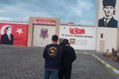 Aranan şahıs JASAT ekiplerine yakalandı
