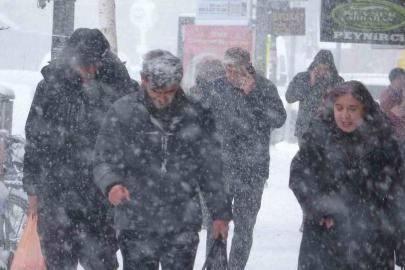 Ardahan beyaza büründü