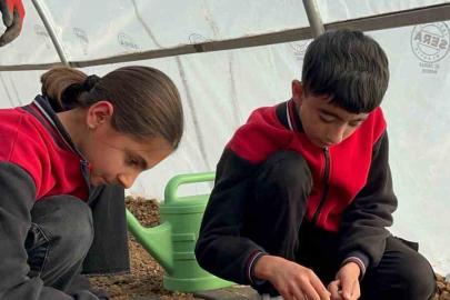 Arıcak’ta minik eller toprakla buluştu