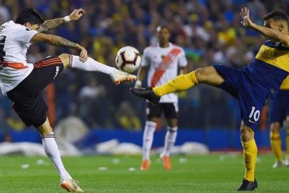 Arjantin futboluna büyük baskın: Federasyon ve 30'dan fazla kulübe operasyon