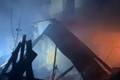 Artvin Şavşat’taki yangın bölgesine ulaşım kar nedeniyle güçlükle sağlandı