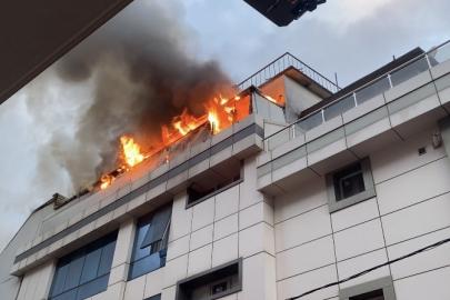 Ataşehir’de otel yangını: Çatı katı alevlere teslim oldu