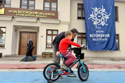 Aydın Büyükşehir Belediyesi, Otizm Destek Merkezleri özel eğitim öğrencilerinin yanında