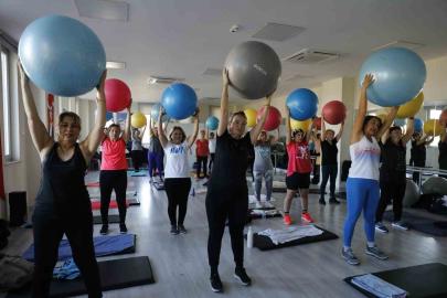 Aydın Büyükşehir Belediyesi, vatandaşları sporla buluşturuyor