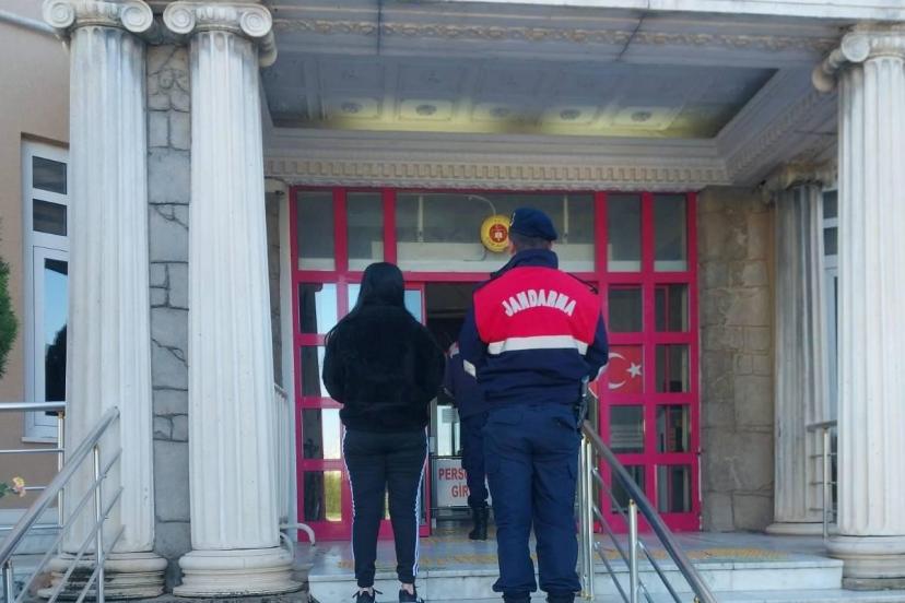 Aydın’da 2 aranan şahıs operasyonla yakalandı