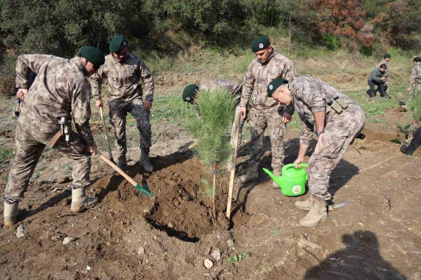 Aydın’da şehit polisler adına fidan dikildi