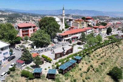 Babadağ Belediyesinin yapamadığı hizmetleri Denizli Büyükşehir ilçeye kazandırdı