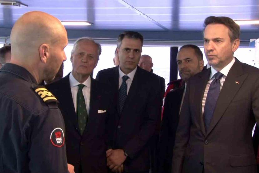 Bakan Bayraktar: "Karadeniz’de görev yapacak 6. sondaj gemimiz çarşamba günü Mersin’de olacak"