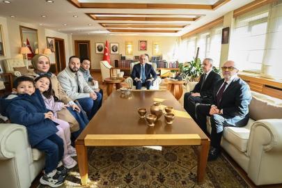 Bakan Ersoy: "Rajab’ın ailesiyle Bakanlığımızda bir araya gelerek, ardından birlikte Cumhurbaşkanımız Erdoğan’ı ziyaret ettik"