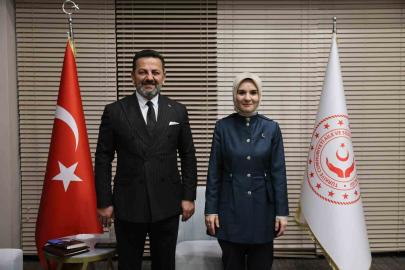 Bakan Göktaş’a kurum çalışmaları hakkında bilgi verdi