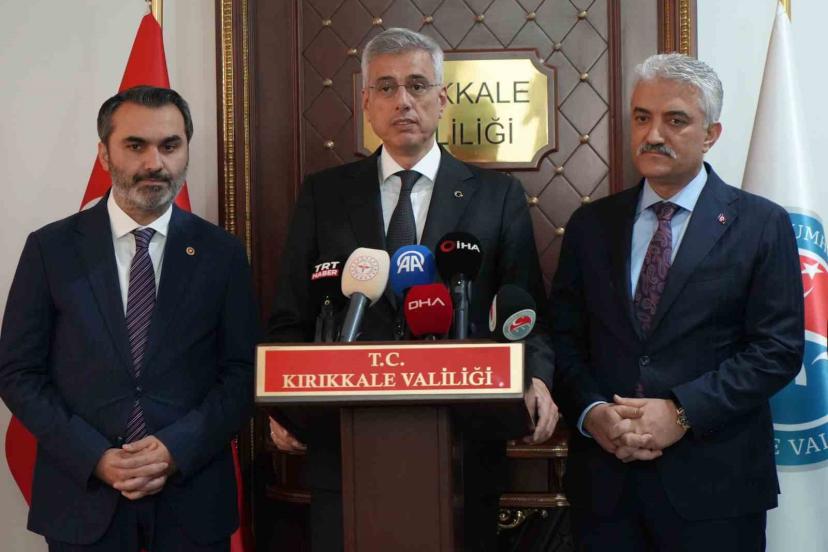 Bakan Memişoğlu: "Savunma sanayisi gibi sağlık sanayisini de güçlendiriyoruz"