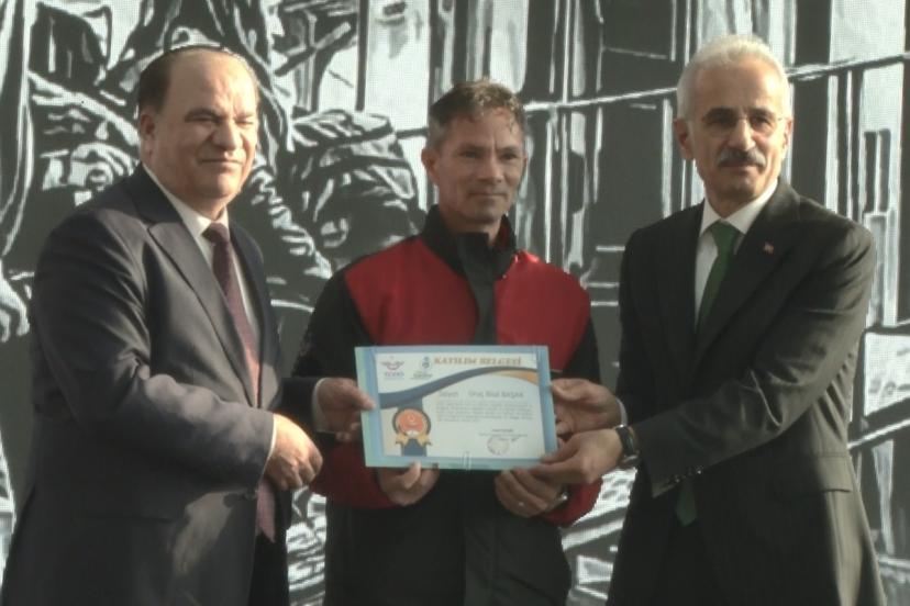 Bakan Uraloğlu: "10 milyondan fazla engelli yolcumuz ücretsiz seyahat hakkından yararlandı"