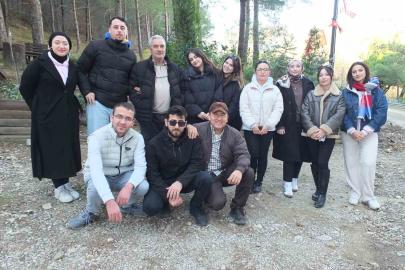 Balıkesir’de üniversiteli gençler çevreci projede görev aldı