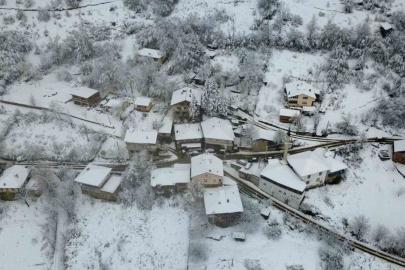 Bartın’da kar kalınlığı 1 metreyi aştı