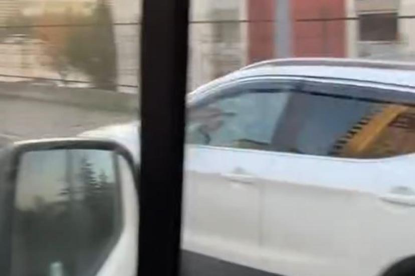 Başakşehir’de bisiklet yoluna giren sürücüler tepki çekti