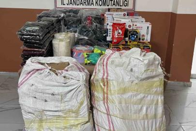 Başkale’de gümrük kaçağı malzeme ele geçirildi