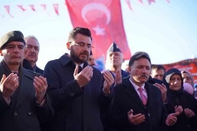 Başkan Okandan 17 Aralık Şehitlerini dualarla andı