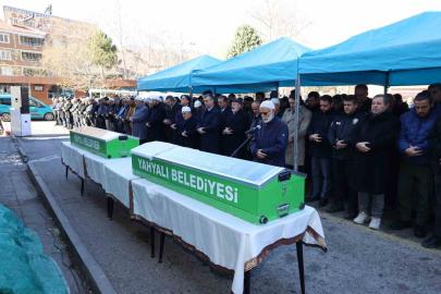 Başkan Öztürk’ün hayatını kaybeden kayınvalidesi son yolculuğuna uğurlandı