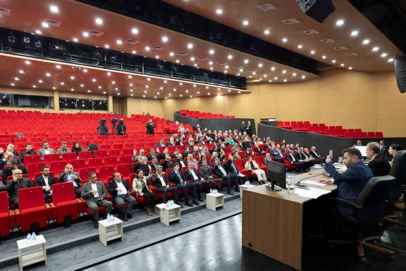 Başkan Seçer’den maraton ve yılbaşı pazarı çağrısı