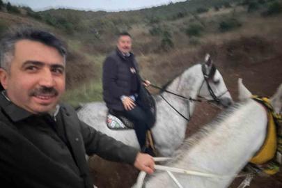 Başkanlar ata binerek stres attı